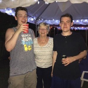 Meet your Posher, Pauline